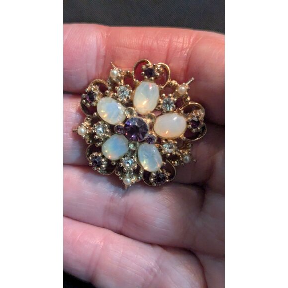 Vintage Faux Opal & Amethyst Rhinestone Floral Brooch Pin Gold-Tone Elegant Jewe - Picture 2 of 5